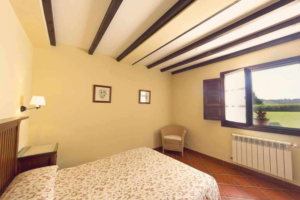 Apartamentos Rurales Antanielles Ribadesella Exterior photo